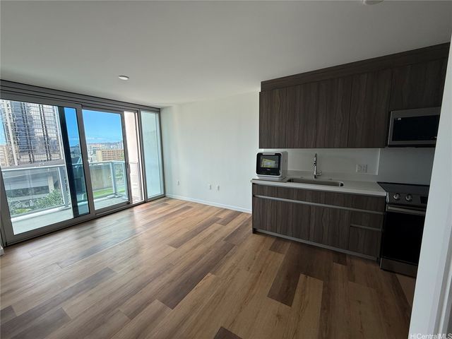 1515 Liona Street 1709, Honolulu, HI 96814