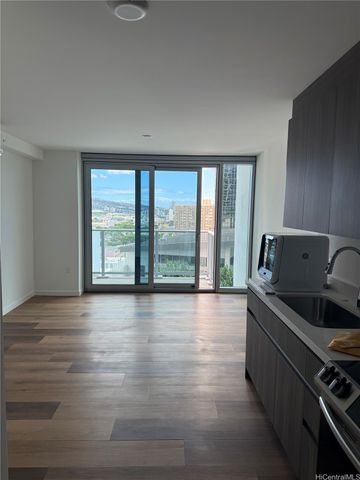 1515 Liona Street 1709, Honolulu, HI 96814