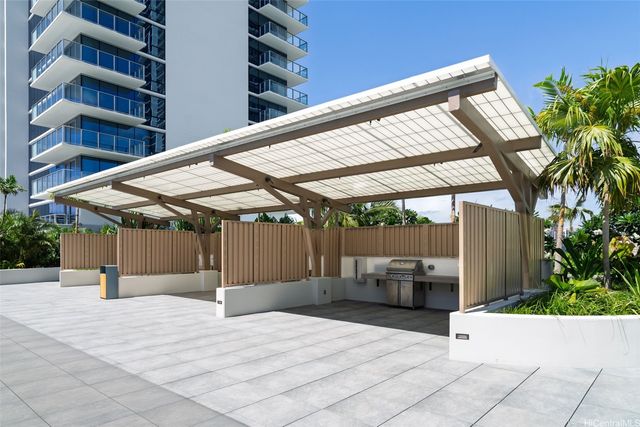 1515 Liona Street 1709, Honolulu, HI 96814