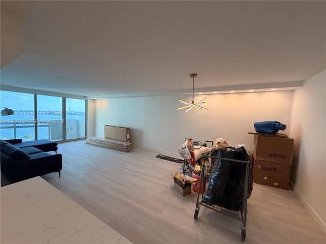 1500 Bay Rd 1126S, Miami Beach, FL 33139