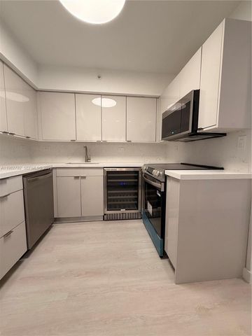 1500 Bay Rd 1126S, Miami Beach, FL 33139