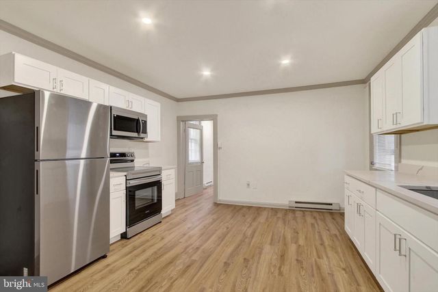 405 W KING ST, East Berlin, PA 17316