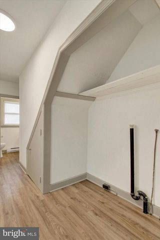 405 W KING ST, East Berlin, PA 17316