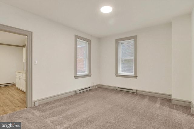 405 W KING ST, East Berlin, PA 17316