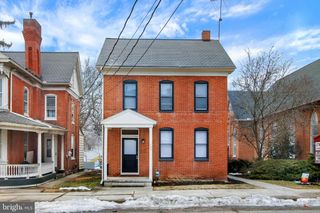 405 W KING ST, East Berlin, PA 17316