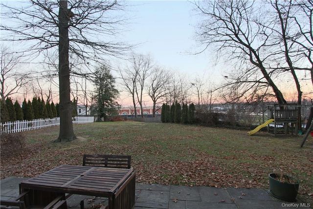 114 Mount Pleasant Avenue, Mamaroneck, NY 10543