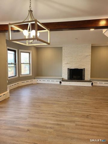 1515 Park Avenue 2, Bridgeport, CT 06604