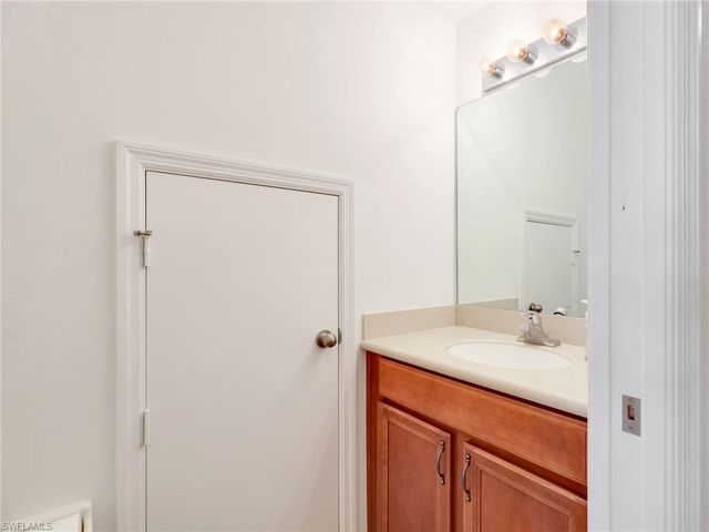 1529 Birdie DR, Naples, FL 34120