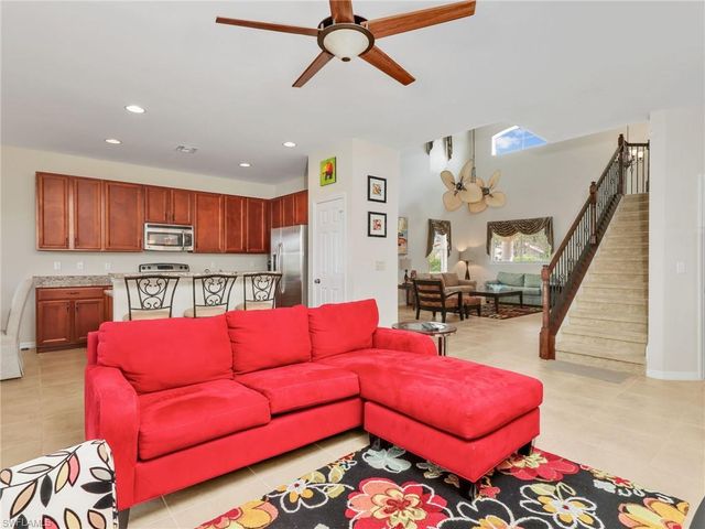 1529 Birdie DR, Naples, FL 34120