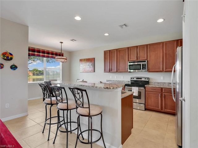 1529 Birdie DR, Naples, FL 34120