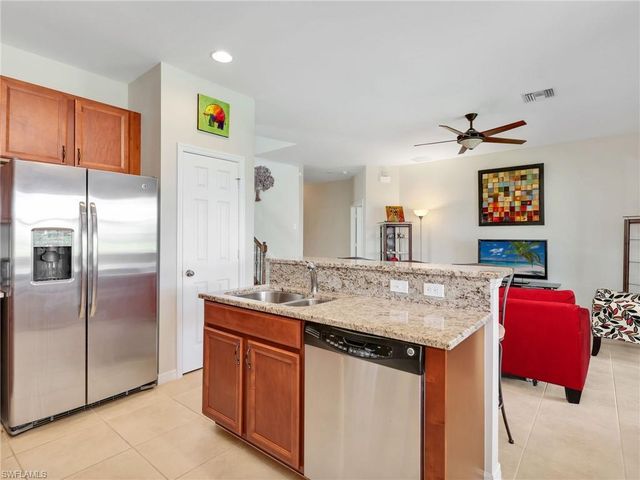 1529 Birdie DR, Naples, FL 34120