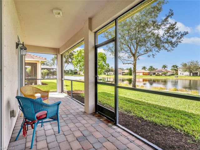 1529 Birdie DR, Naples, FL 34120