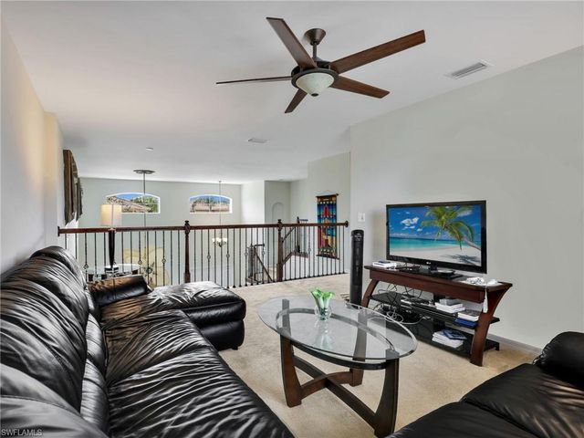 1529 Birdie DR, Naples, FL 34120