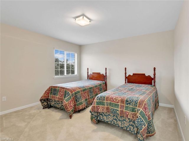 1529 Birdie DR, Naples, FL 34120
