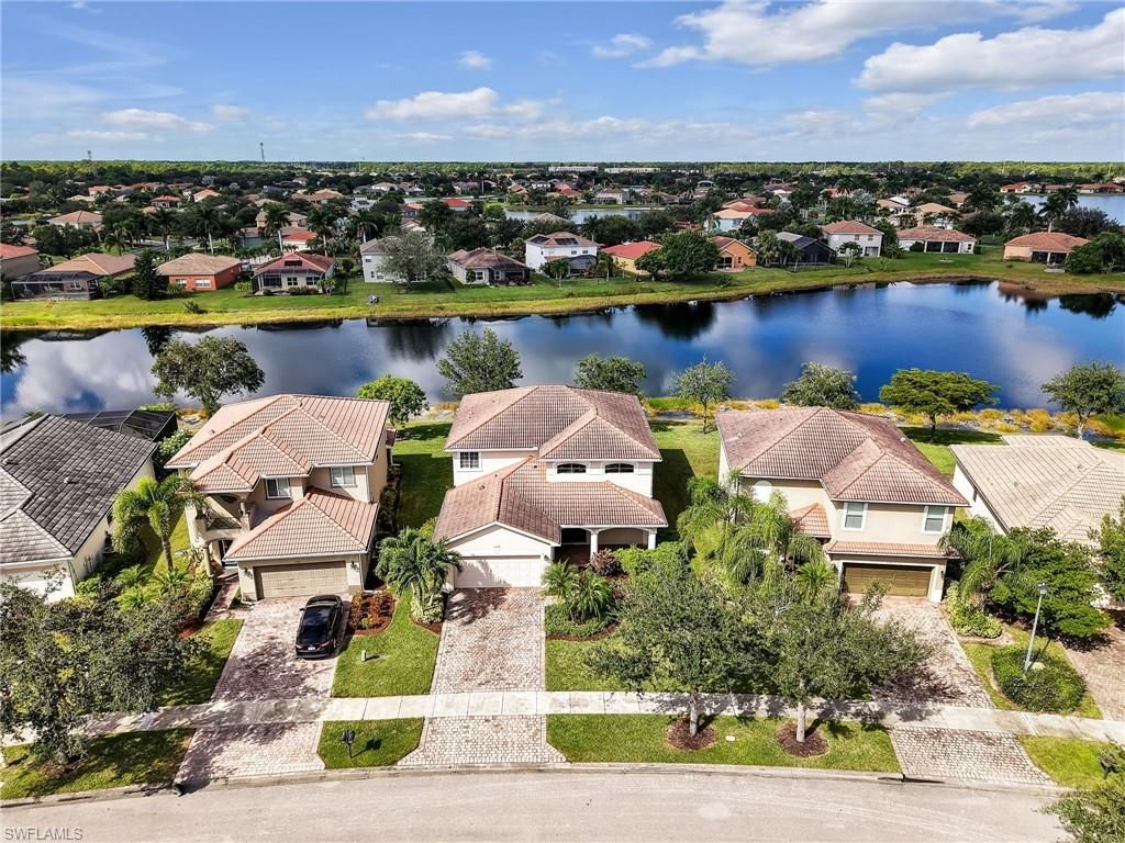 1529 Birdie DR, NAPLES, FL 34120 — photo 2