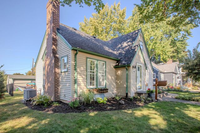 3280 Blackstone Avenue, Saint Louis Park, MN 55416