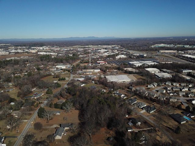 108 Berry Drive, Greenville, SC 29607