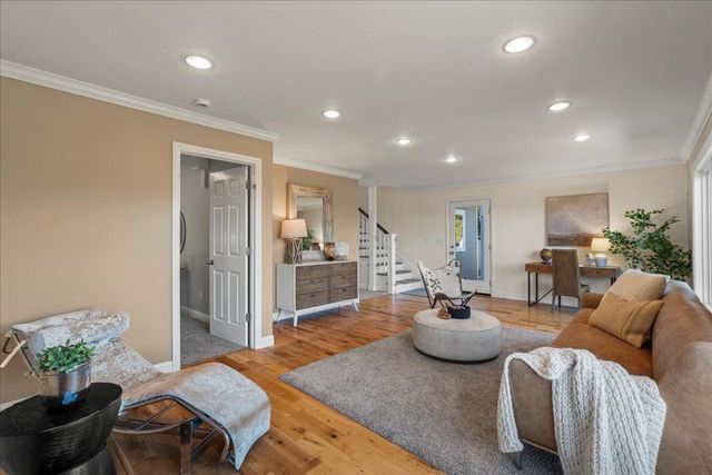 25400 Radonich Road, Los Gatos, CA 95033