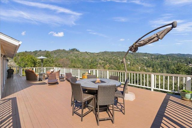 25400 Radonich Road, Los Gatos, CA 95033