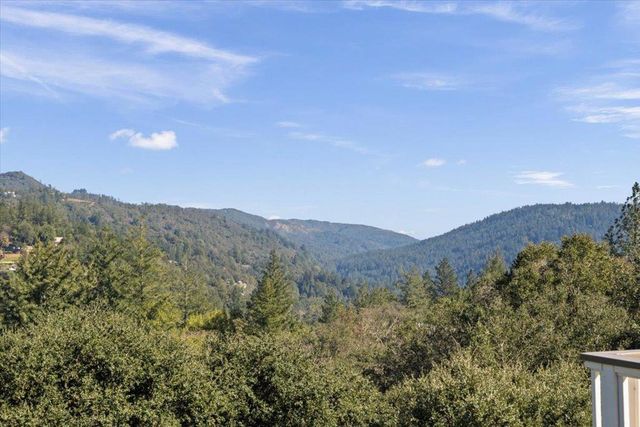 25400 Radonich Road, Los Gatos, CA 95033
