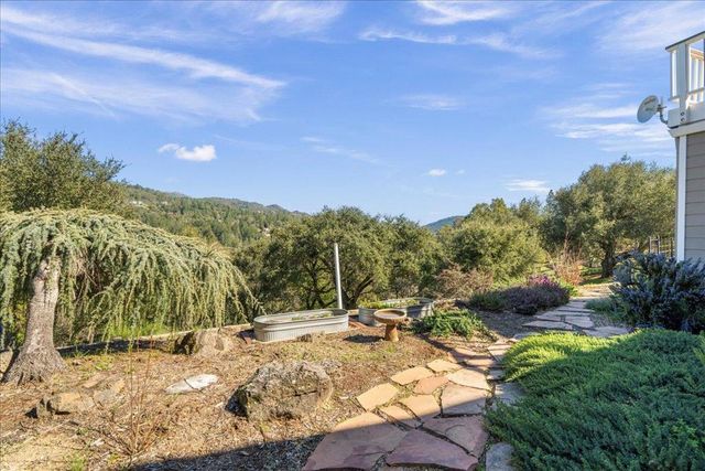 25400 Radonich Road, Los Gatos, CA 95033