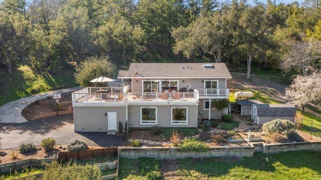 25400 Radonich Road, Los Gatos, CA 95033