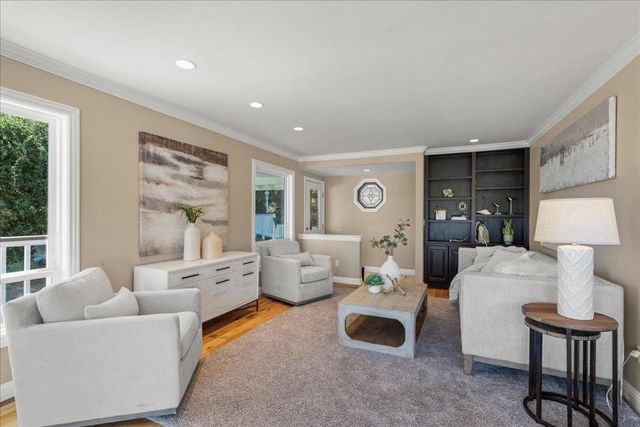 25400 Radonich Road, Los Gatos, CA 95033