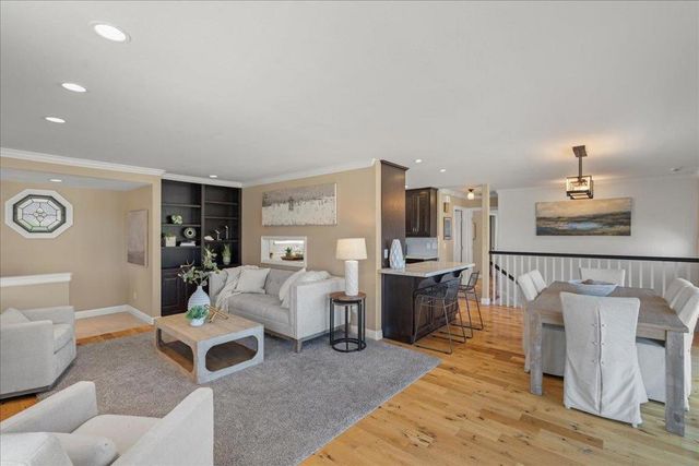 25400 Radonich Road, Los Gatos, CA 95033