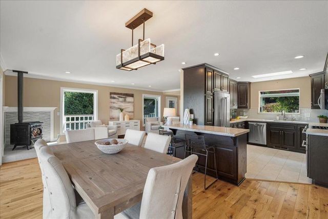 25400 Radonich Road, Los Gatos, CA 95033