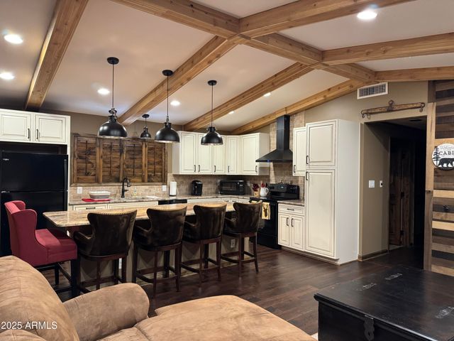 3998 N BLOODY BASIN Road, Pine, AZ 85544