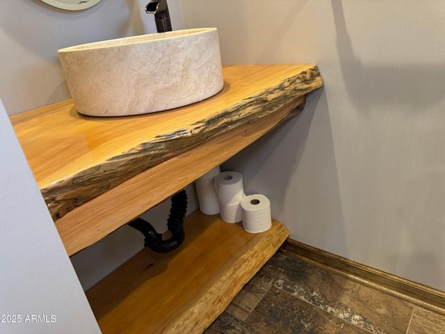 3998 N BLOODY BASIN Road, Pine, AZ 85544