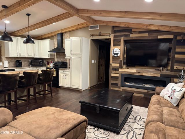 3998 N BLOODY BASIN Road, Pine, AZ 85544