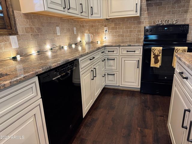 3998 N BLOODY BASIN Road, Pine, AZ 85544