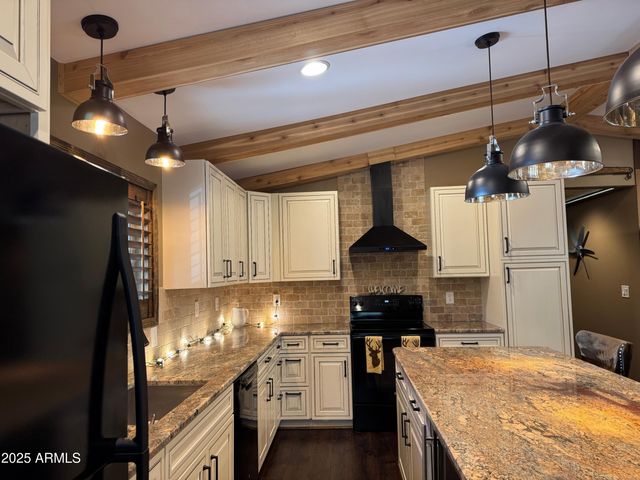 3998 N BLOODY BASIN Road, Pine, AZ 85544