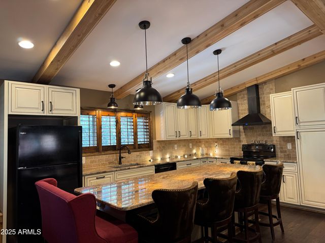 3998 N BLOODY BASIN Road, Pine, AZ 85544