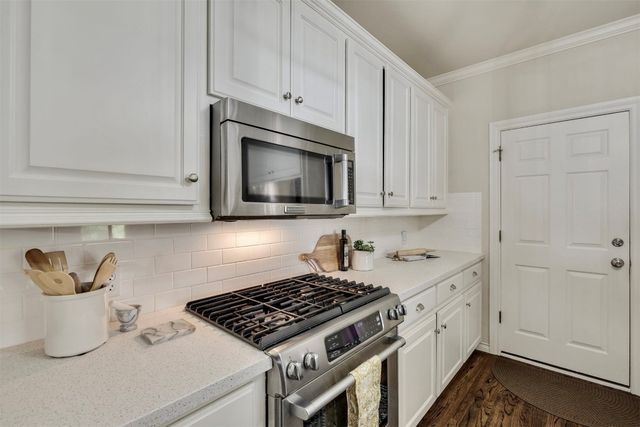 4201 Echohollow Trail, Edmond, OK 73025