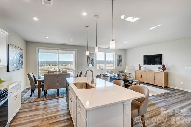 2706 Phoenix Court, Gastonia, NC 28052