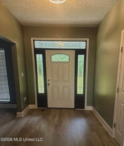 14081 Woodland Hills Drive, Biloxi, MS 39532
