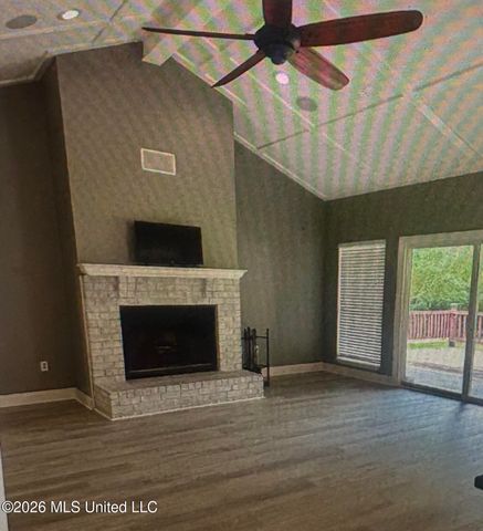 14081 Woodland Hills Drive, Biloxi, MS 39532