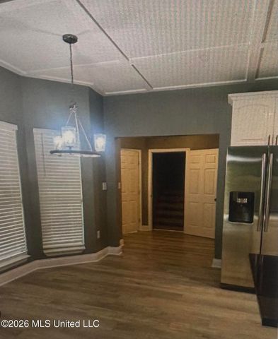 14081 Woodland Hills Drive, Biloxi, MS 39532