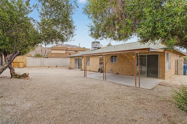 6258 Bayview Circle, Las Vegas, NV 89156