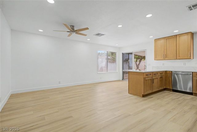 6258 Bayview Circle, Las Vegas, NV 89156