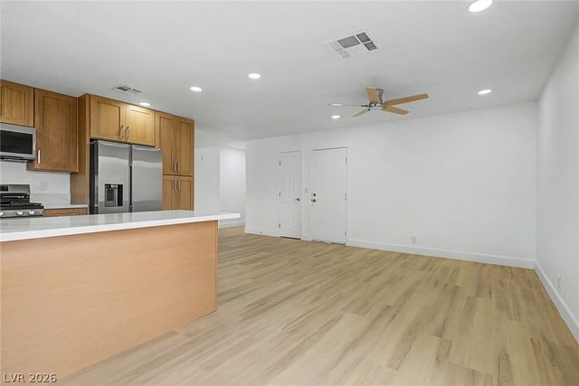 6258 Bayview Circle, Las Vegas, NV 89156