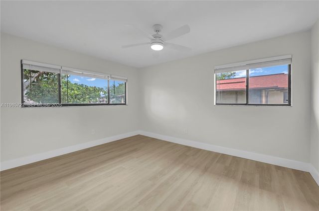 10959 W Clairmont Cir 211, Tamarac, FL 33321