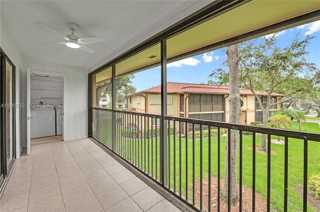 10959 W Clairmont Cir 211, Tamarac, FL 33321