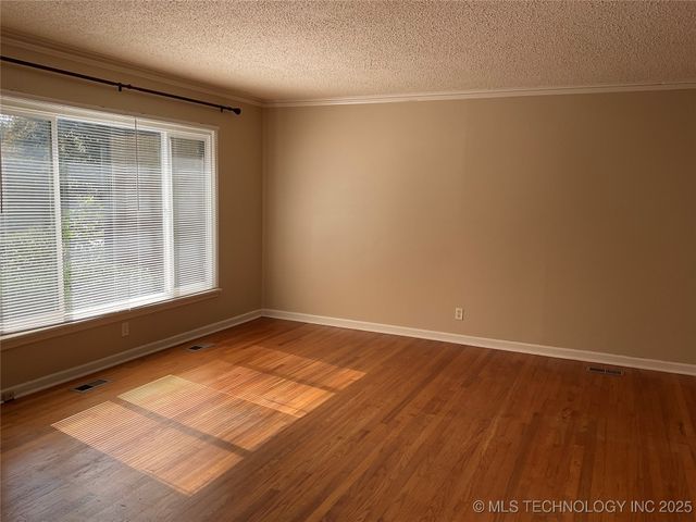 4139 E 22nd Place S, Tulsa, OK 74114