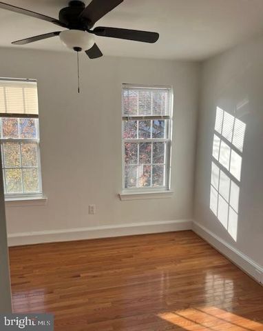 13 16TH ST NE, Washington, DC 20002