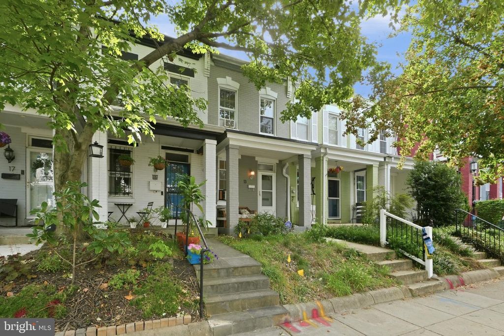 13 16TH ST NE, Washington, DC 20002