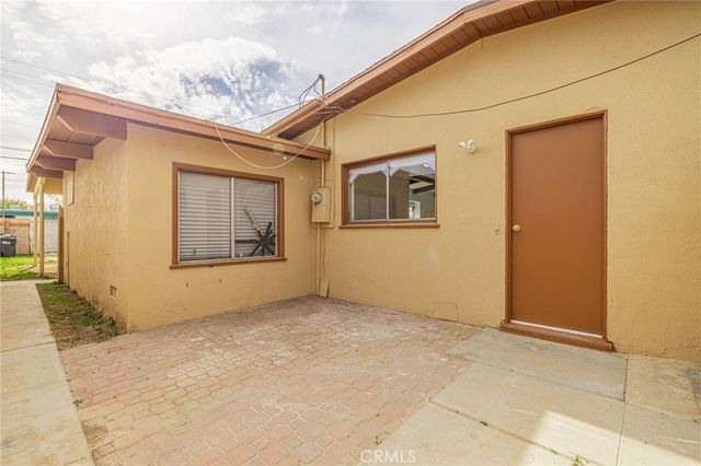 1238 W Avenue H15, Lancaster, CA 93534