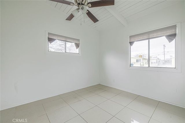 1238 W Avenue H15, Lancaster, CA 93534